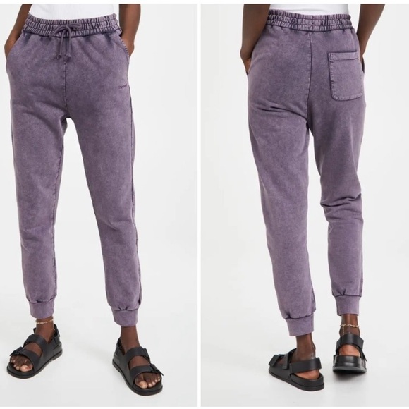 Carhartt WIP Pants - NWOT Carhartt WIP Mosby Script Sweat Pants